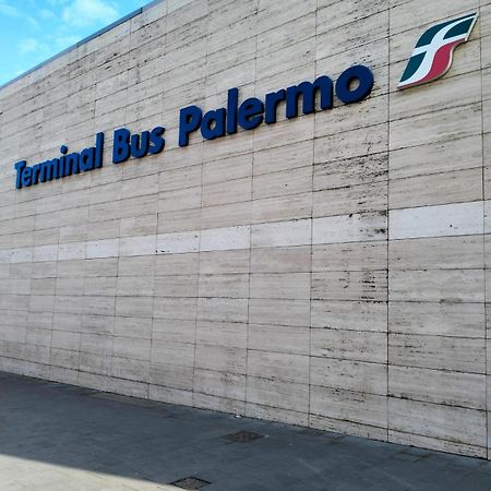 Apartamento Stazione Di Palermo Affitti Exterior foto
